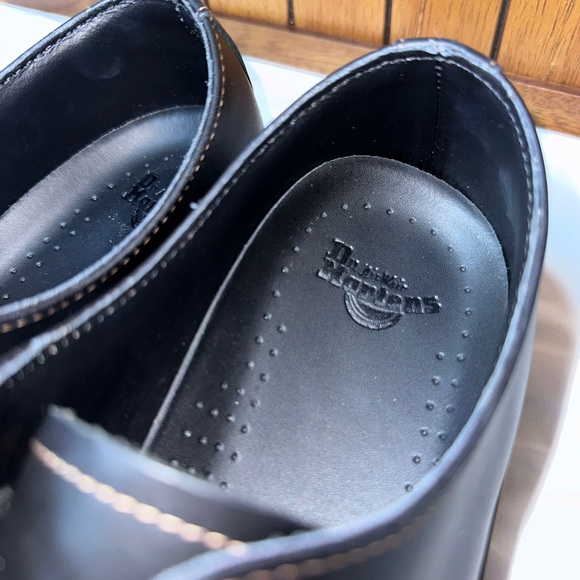 NEW DR MARTENS WOMENS /MENS OXFORD STYLE SIZE 8 &10 - Picture 4 of 12